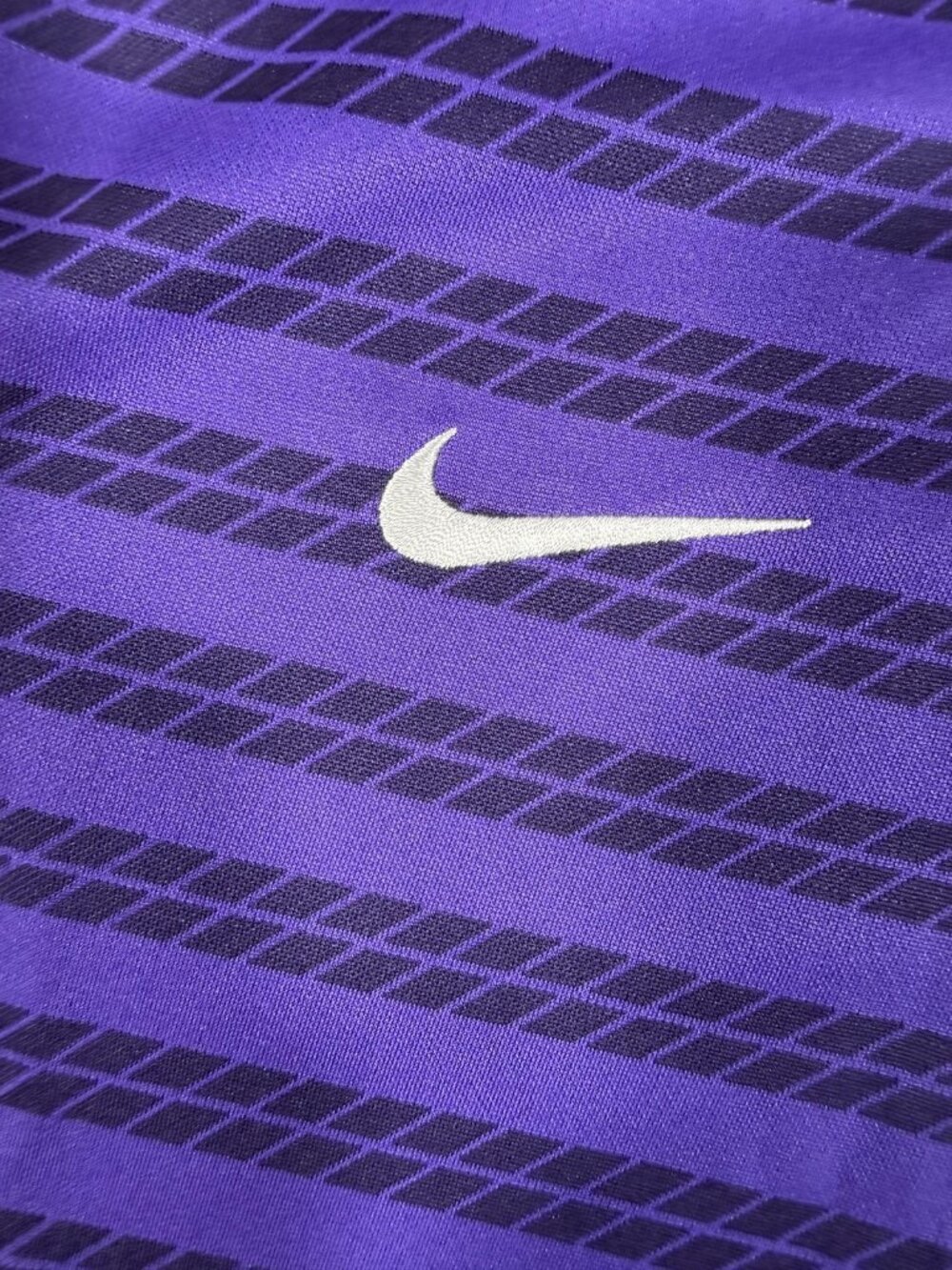 New Nike Dri-FIT Polo Shirt Women's Medium Purple Striped Football FJ9573 546 - Picture 3 of 14